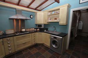Kitchen- click for photo gallery